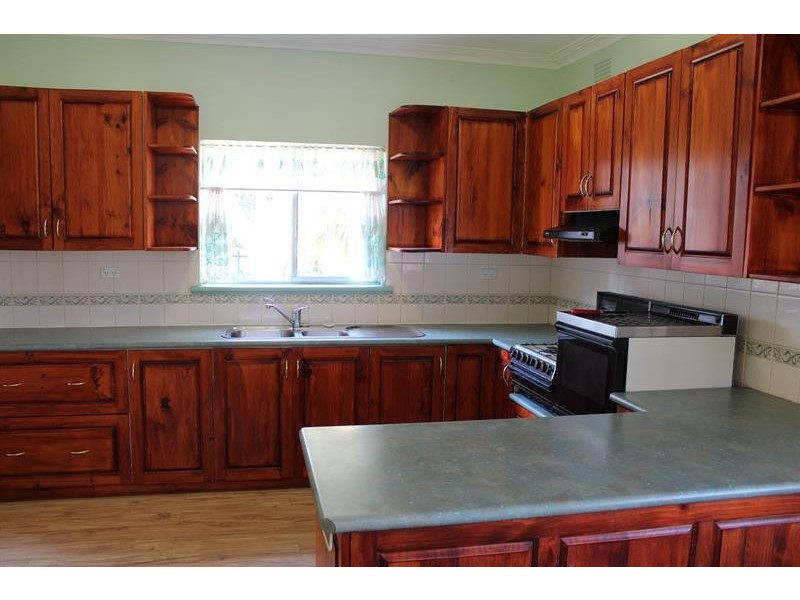 976 Tullimbar St, North Albury NSW 2640