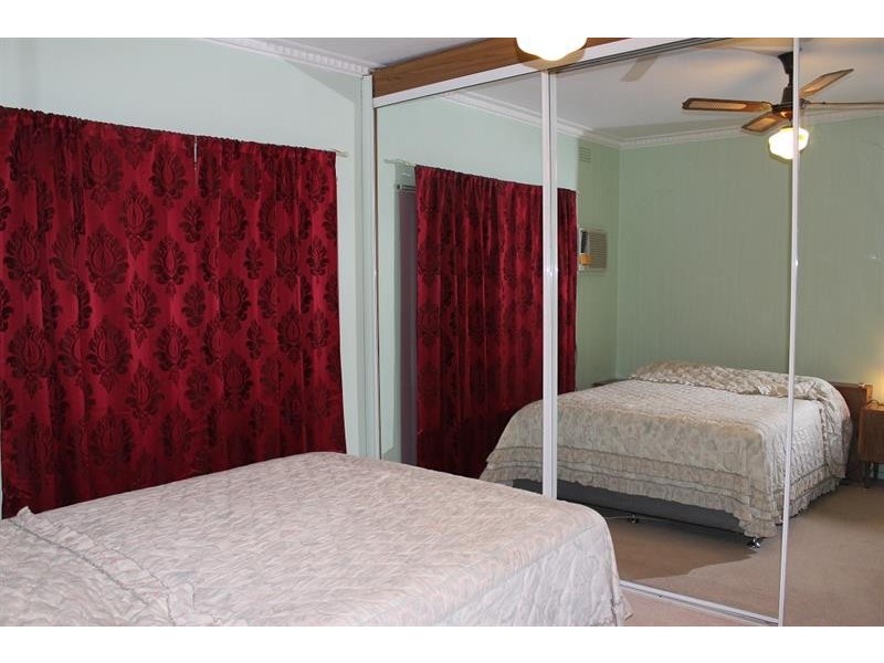 976 Tullimbar St, North Albury NSW 2640