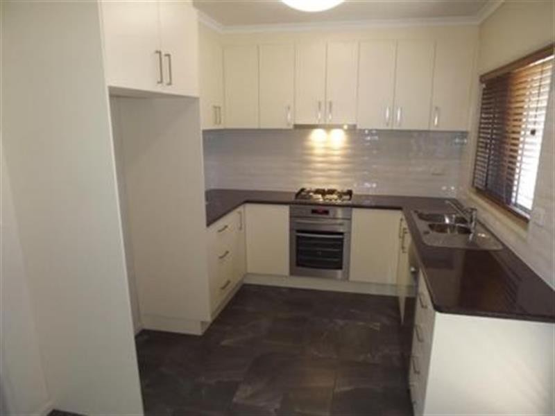 1, 2/483 Urana Rd, Lavington NSW 2641