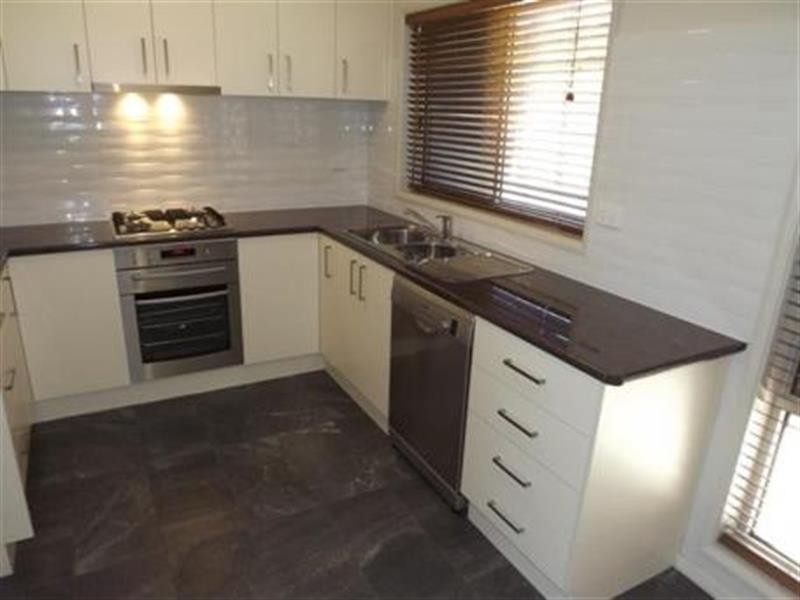 1, 2/483 Urana Rd, Lavington NSW 2641