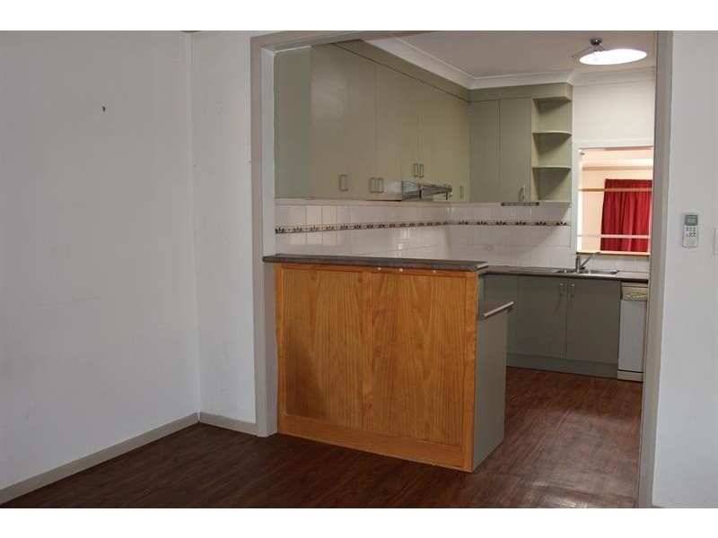 494 Danes St, Lavington NSW 2641