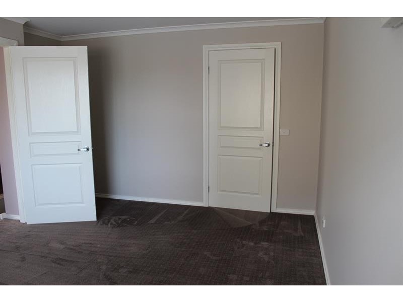 9/419 McDonald  Rd, Lavington NSW 2641