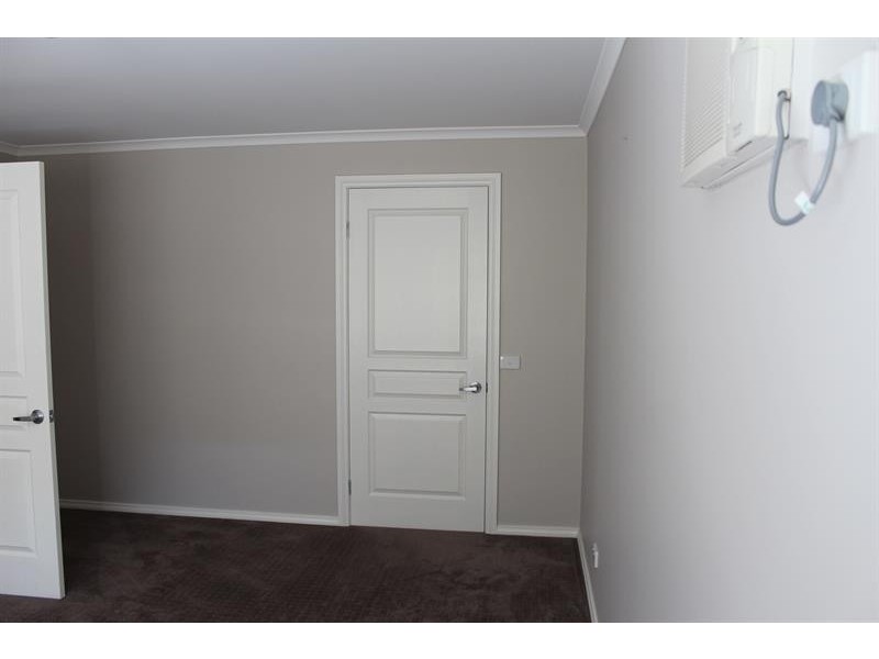 9/419 McDonald  Rd, Lavington NSW 2641