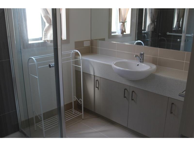 42/639 Kemp St, Springdale Heights NSW 2641