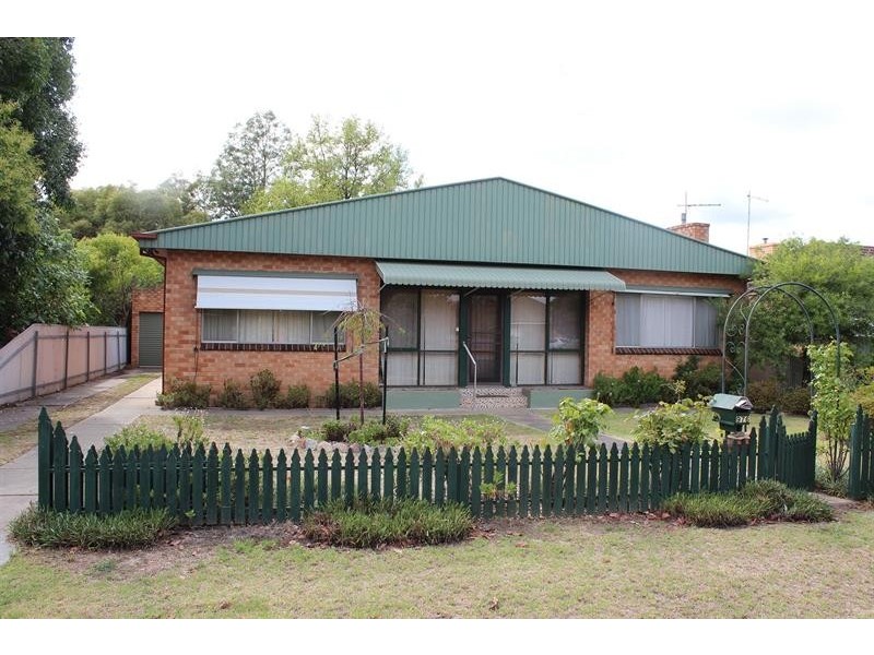 976 Tullimbar St, North Albury NSW 2640
