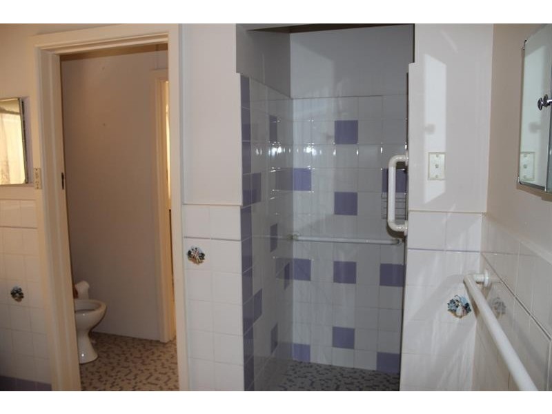 976 Tullimbar St, North Albury NSW 2640