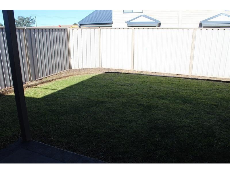 6/419 McDonald Rd, Lavington NSW 2641