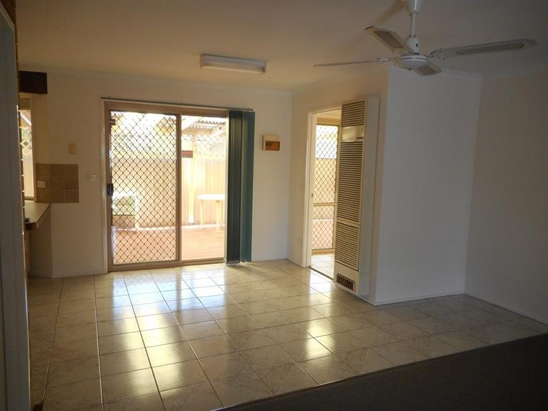 2/130 Borella Rd, East Albury NSW 2640