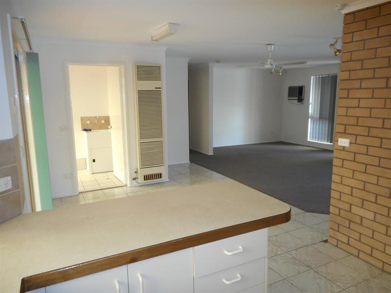 2/130 Borella Rd, East Albury NSW 2640