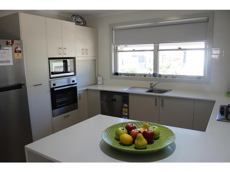 55/639 Kemp St, Lavington NSW 2641
