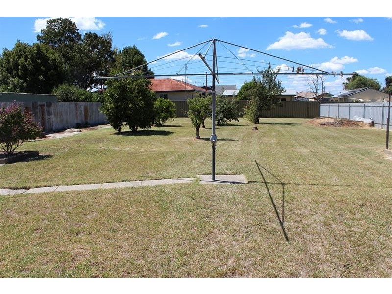 516 Kotthoff St, Lavington NSW 2641