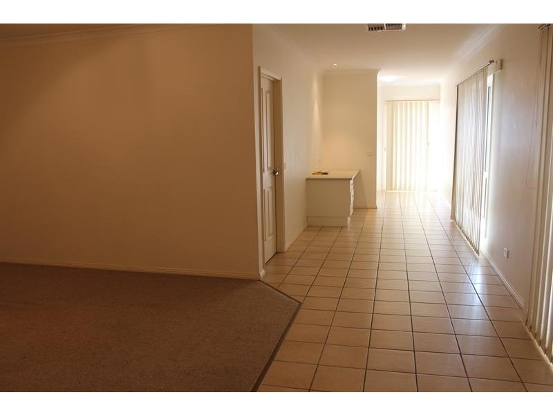 407 Logan Rd, North Albury NSW 2640