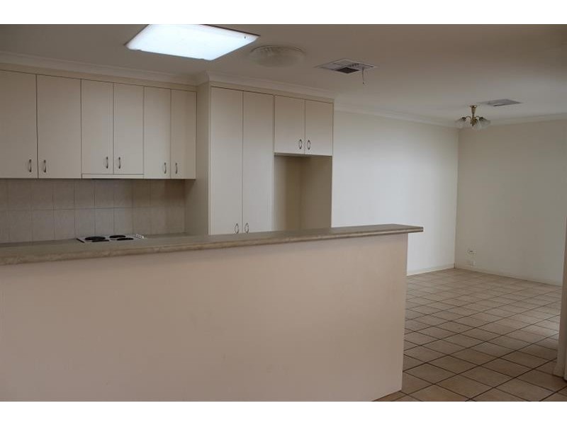 407 Logan Rd, North Albury NSW 2640