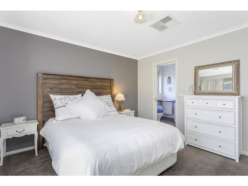 99 Wright St, Glenroy NSW 2640