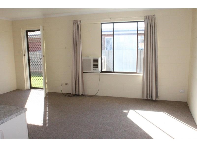 2/196 Plummer St, South Albury NSW 2640