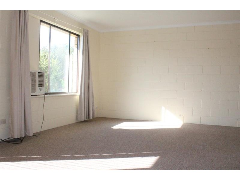 2/196 Plummer St, South Albury NSW 2640