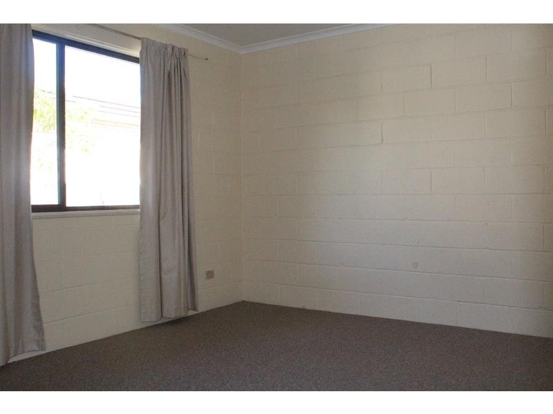 2/196 Plummer St, South Albury NSW 2640