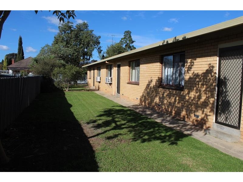 2/196 Plummer St, South Albury NSW 2640
