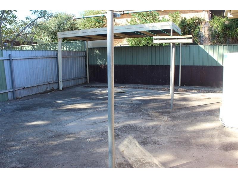 4/328 Eden St, Lavington NSW 2641