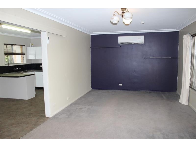 463 Kotthoff St, Lavington NSW 2641