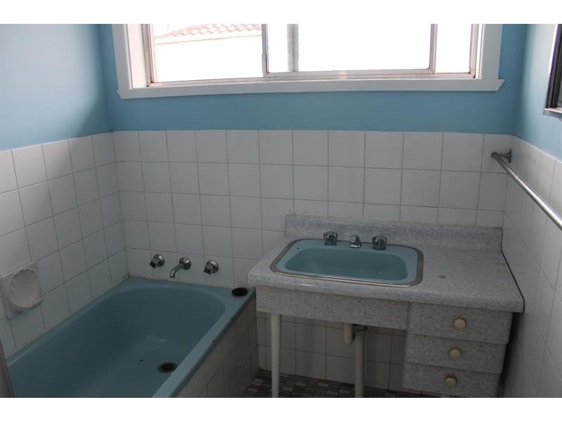 463 Kotthoff St, Lavington NSW 2641