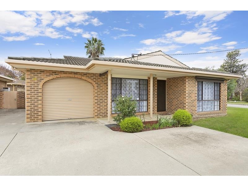 2/424 Kaylock  Rd, Lavington NSW 2641