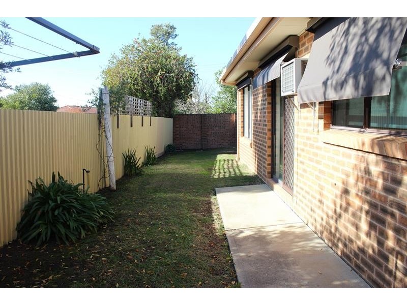 2/424 Kaylock  Rd, Lavington NSW 2641