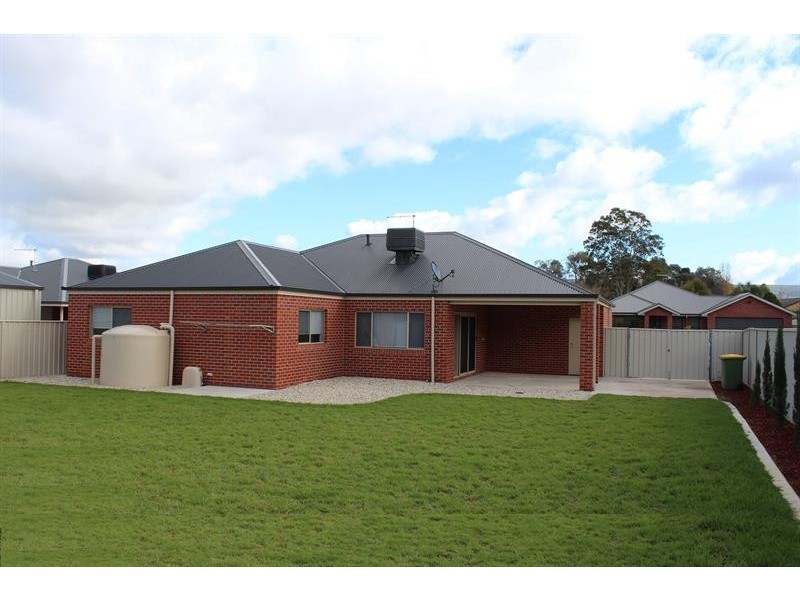 6 Anna Ct, North Albury NSW 2640