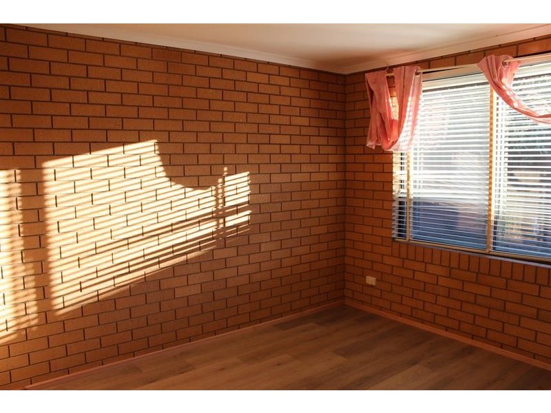 23/604 Hague St, Lavington NSW 2641