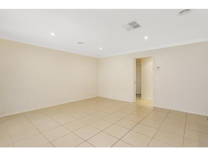 7 Wills Ct, Thurgoona NSW 2640