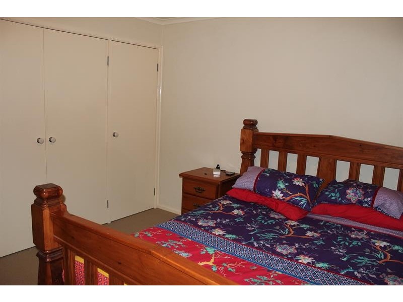 5 Arthur Worsley Ct, Glenroy NSW 2640