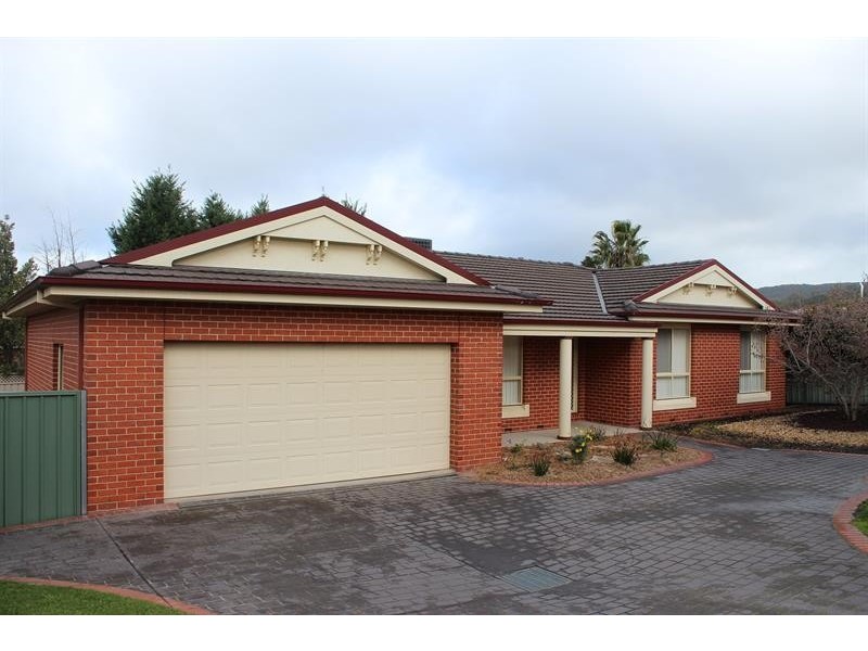 2/41 Harmer St, Glenroy NSW 2640