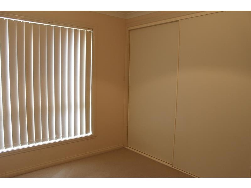 2/41 Harmer St, Glenroy NSW 2640