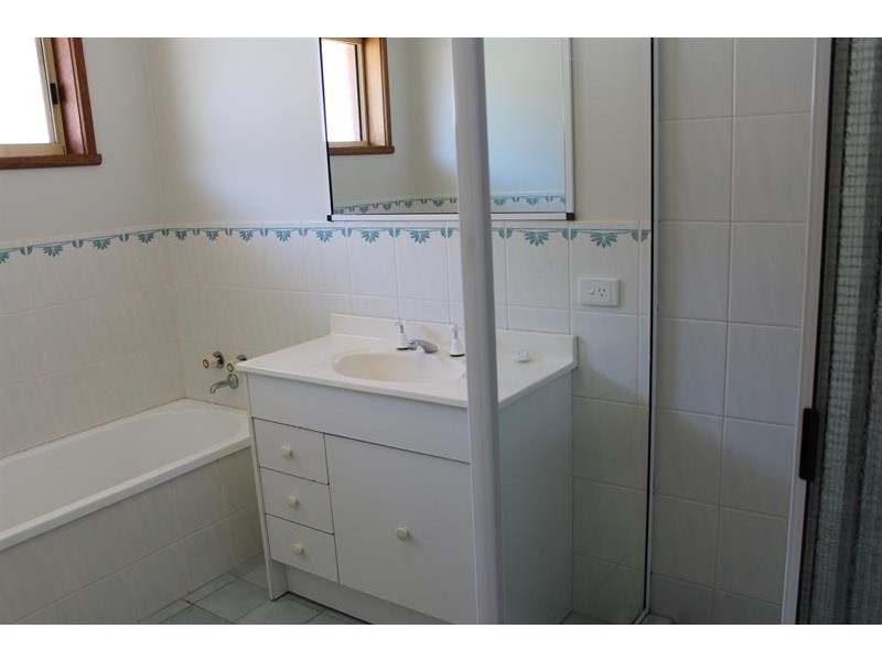 1/30 Harvey Ct, Glenroy NSW 2640