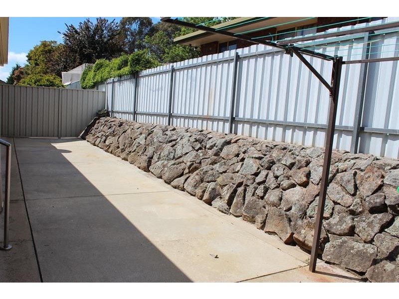 1/30 Harvey Ct, Glenroy NSW 2640