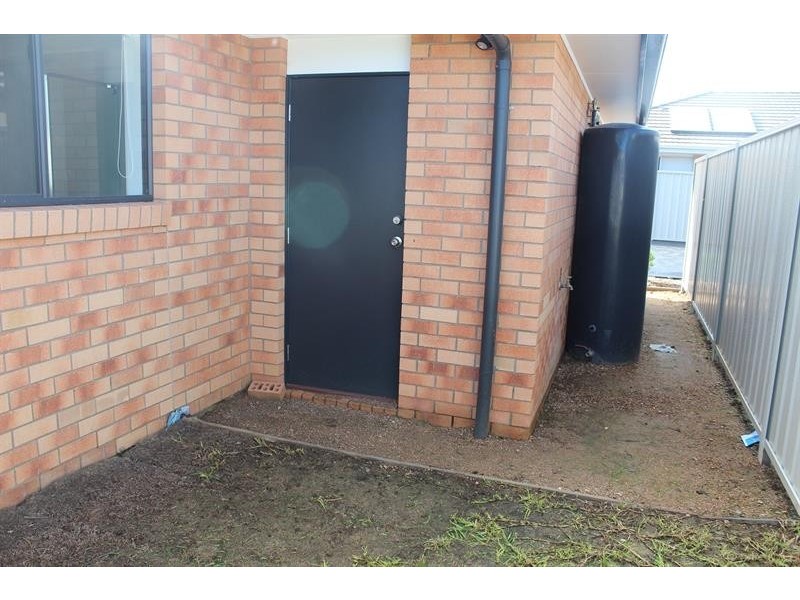 19 Brookfields  Mews, Lavington NSW 2641