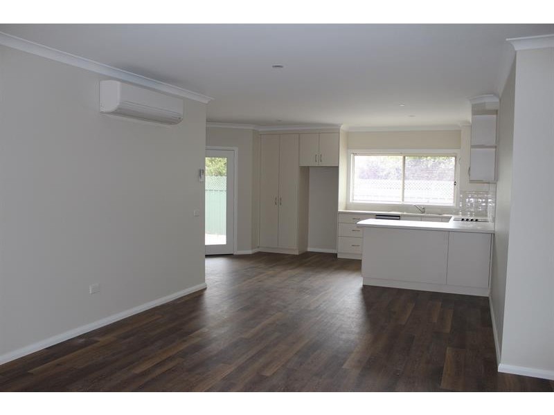 506 McDonald  Rd, Lavington NSW 2641