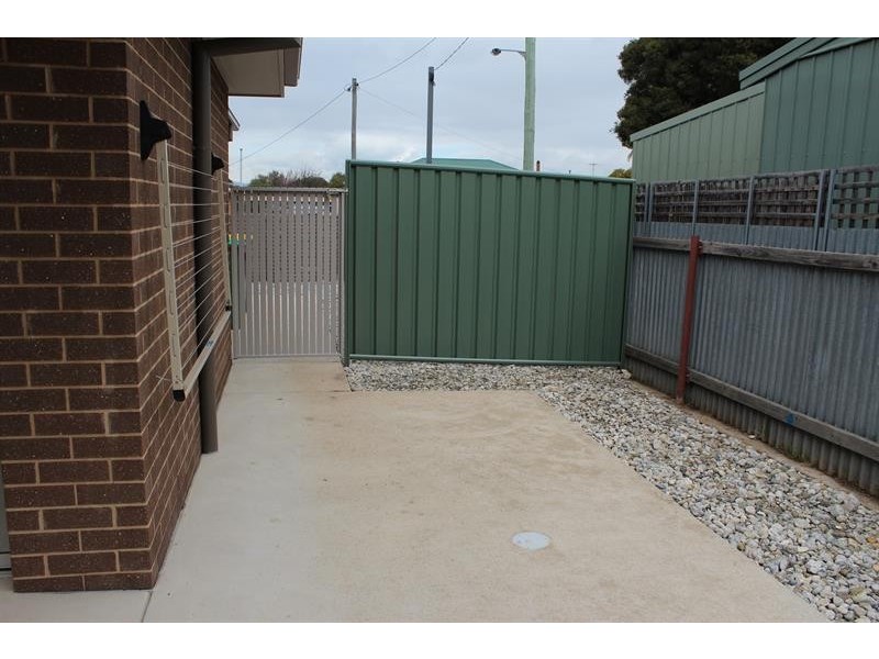 506 McDonald  Rd, Lavington NSW 2641