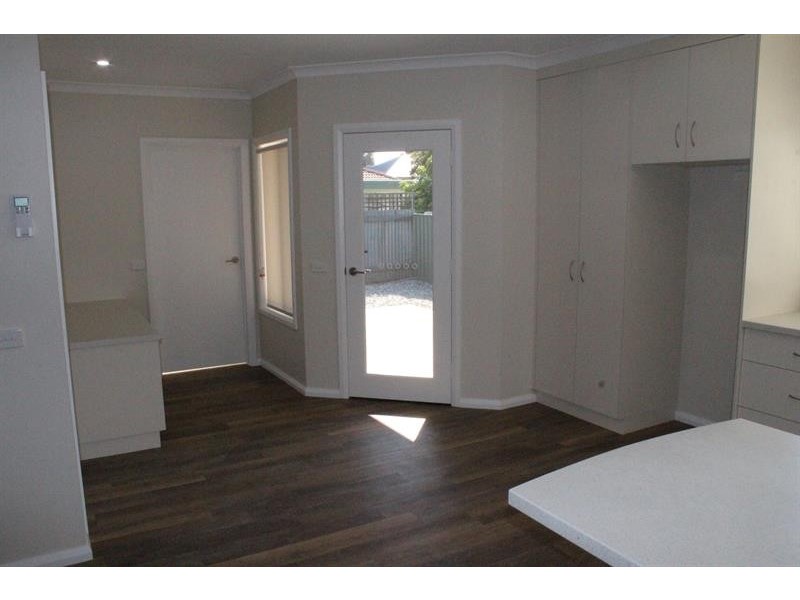 504 McDonald Rd, Lavington NSW 2641