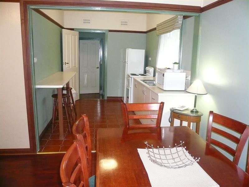 17 Brush Box St, Lake Hume Village NSW 3691