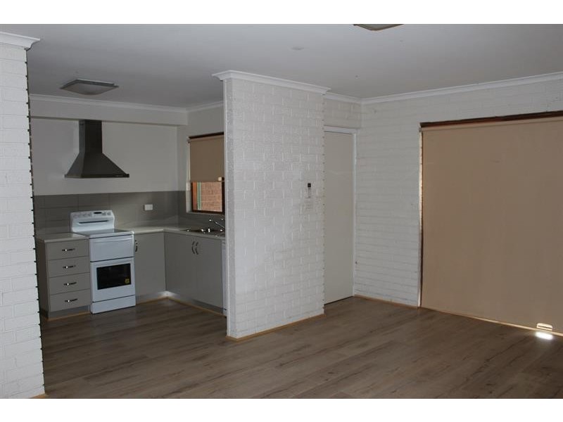 1/142 Alexandra St, East Albury NSW 2640