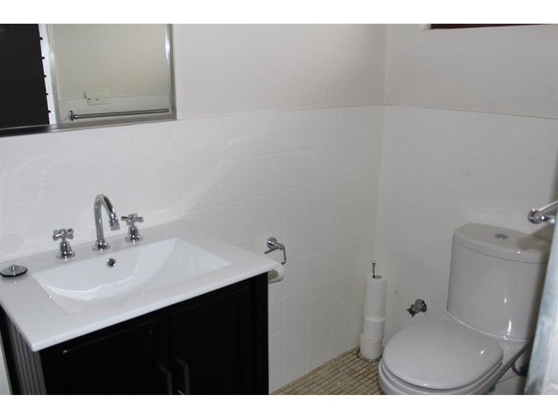 1/142 Alexandra St, East Albury NSW 2640
