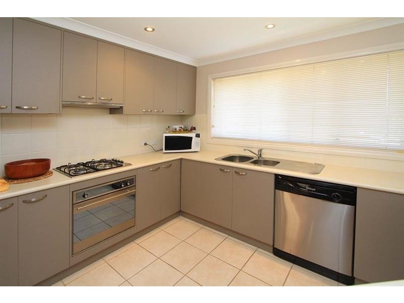 6 Almurta Ct, Springdale Heights NSW 2641