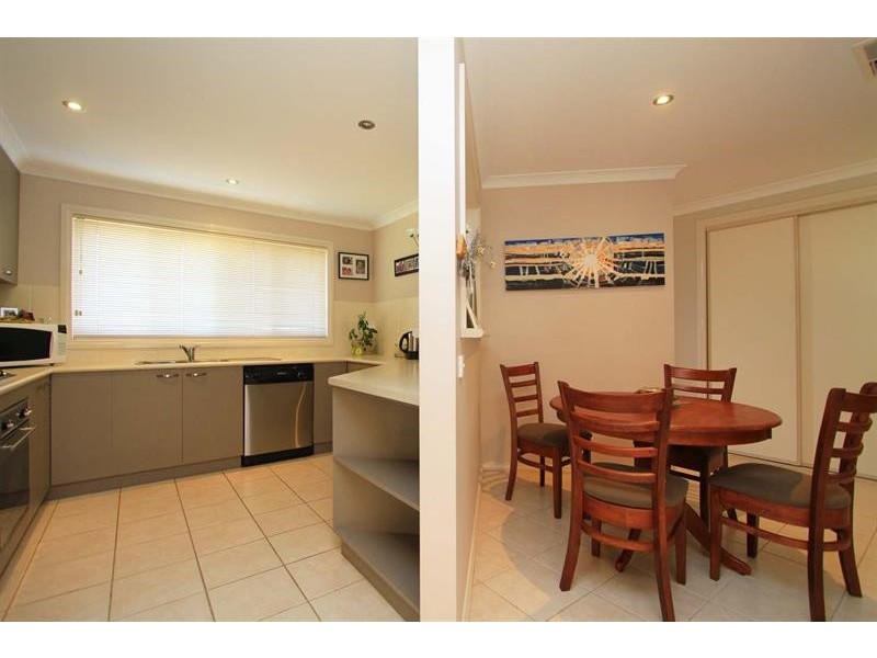 6 Almurta Ct, Springdale Heights NSW 2641