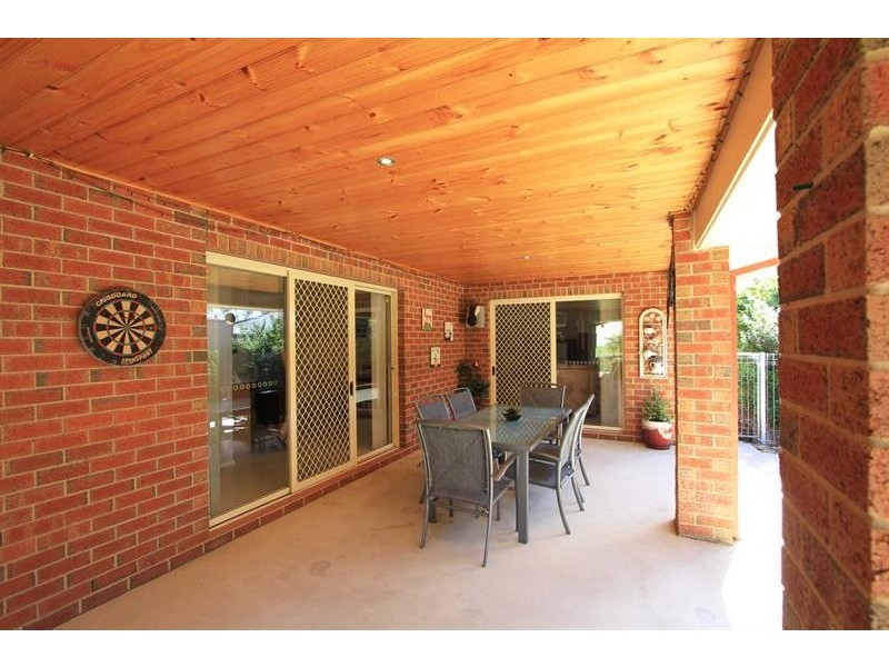 6 Almurta Ct, Springdale Heights NSW 2641