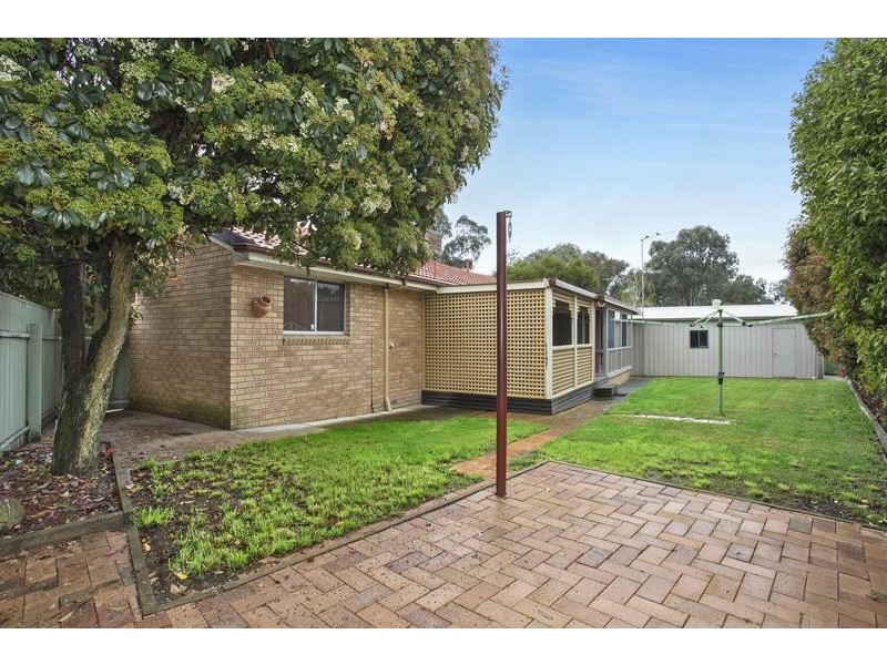 5 Granya Ct, Thurgoona NSW 2640