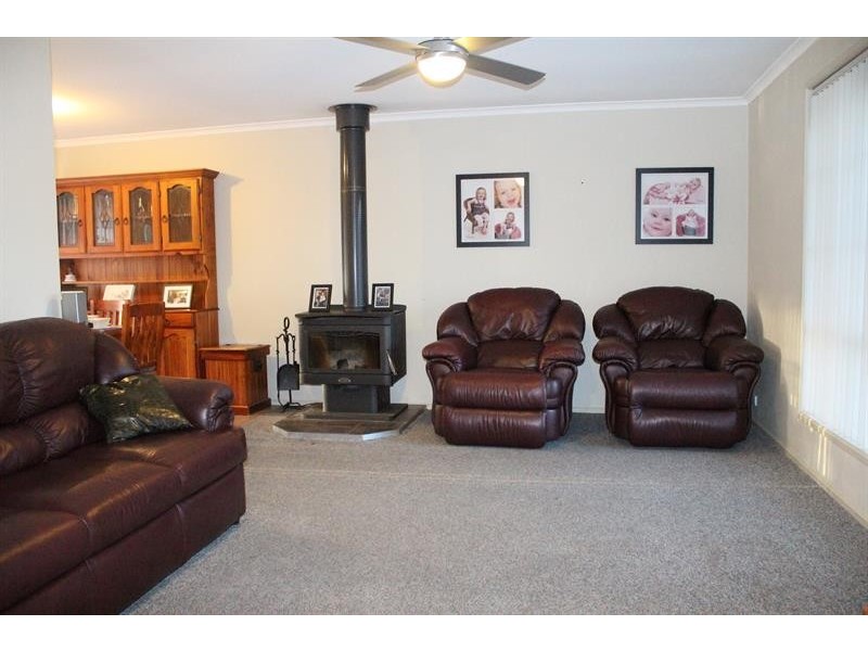 121 Commercial St, Walla Walla NSW 2659