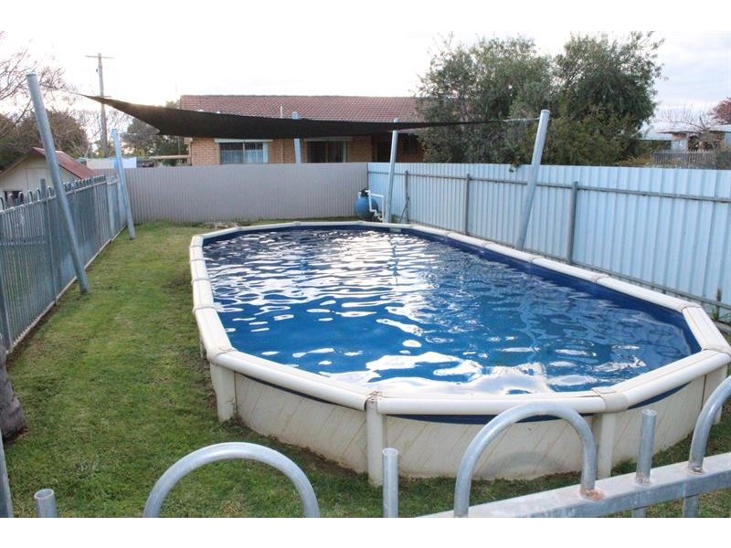 121 Commercial St, Walla Walla NSW 2659