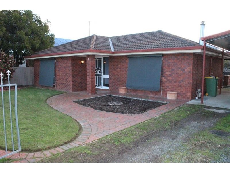 121 Commercial St, Walla Walla NSW 2659