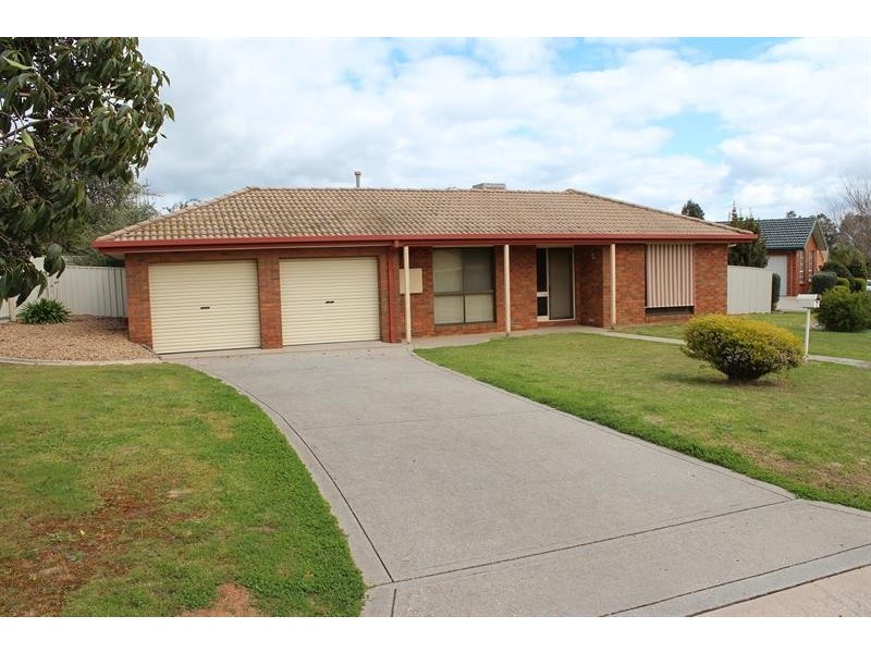 7 Berberick Ct, Thurgoona NSW 2640